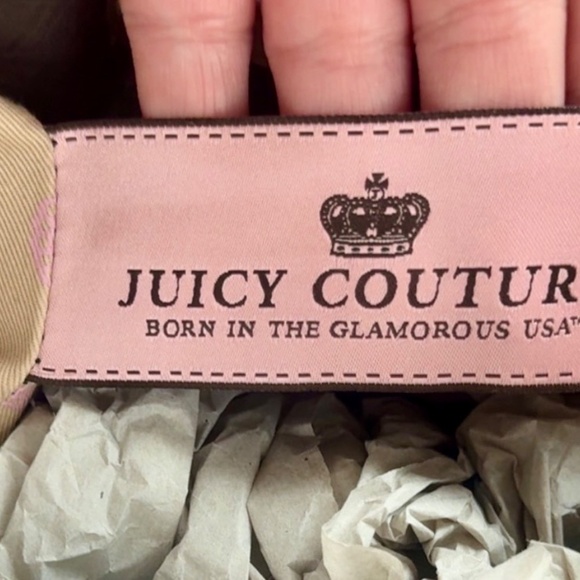 Juicy Couture - Picture 6 of 7